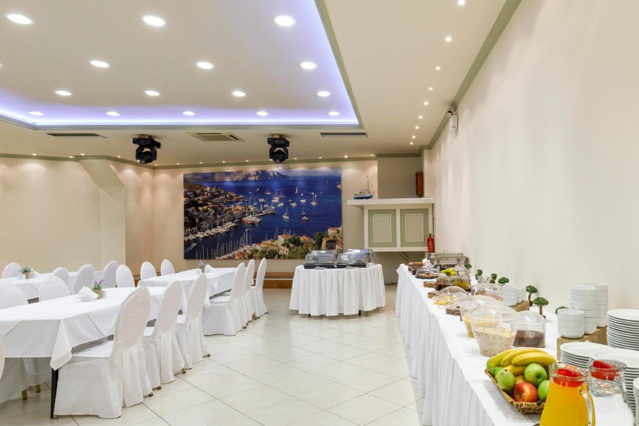 Opera House Hotel Symi Bagian luar foto