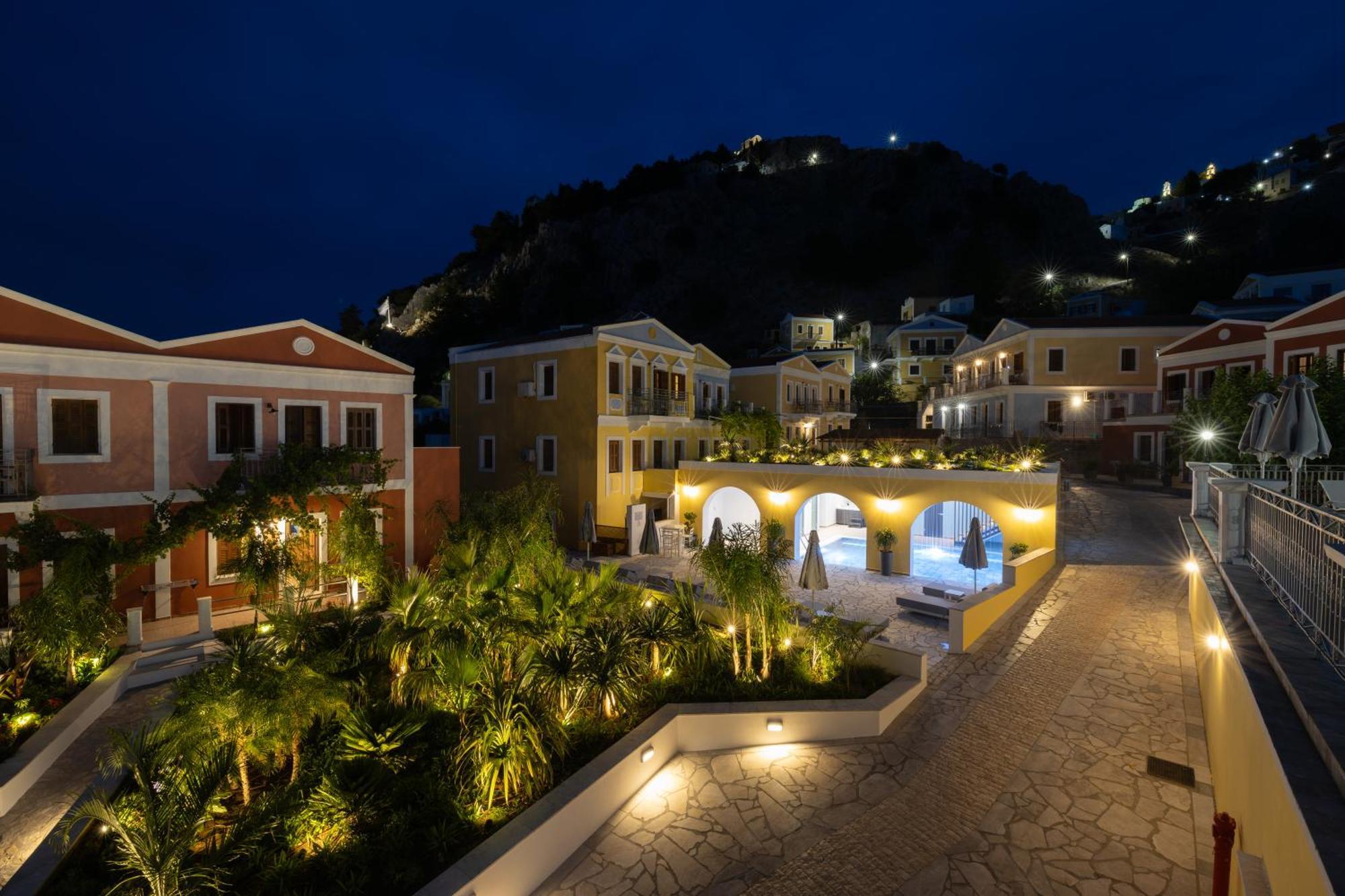 Opera House Hotel Symi Bagian luar foto