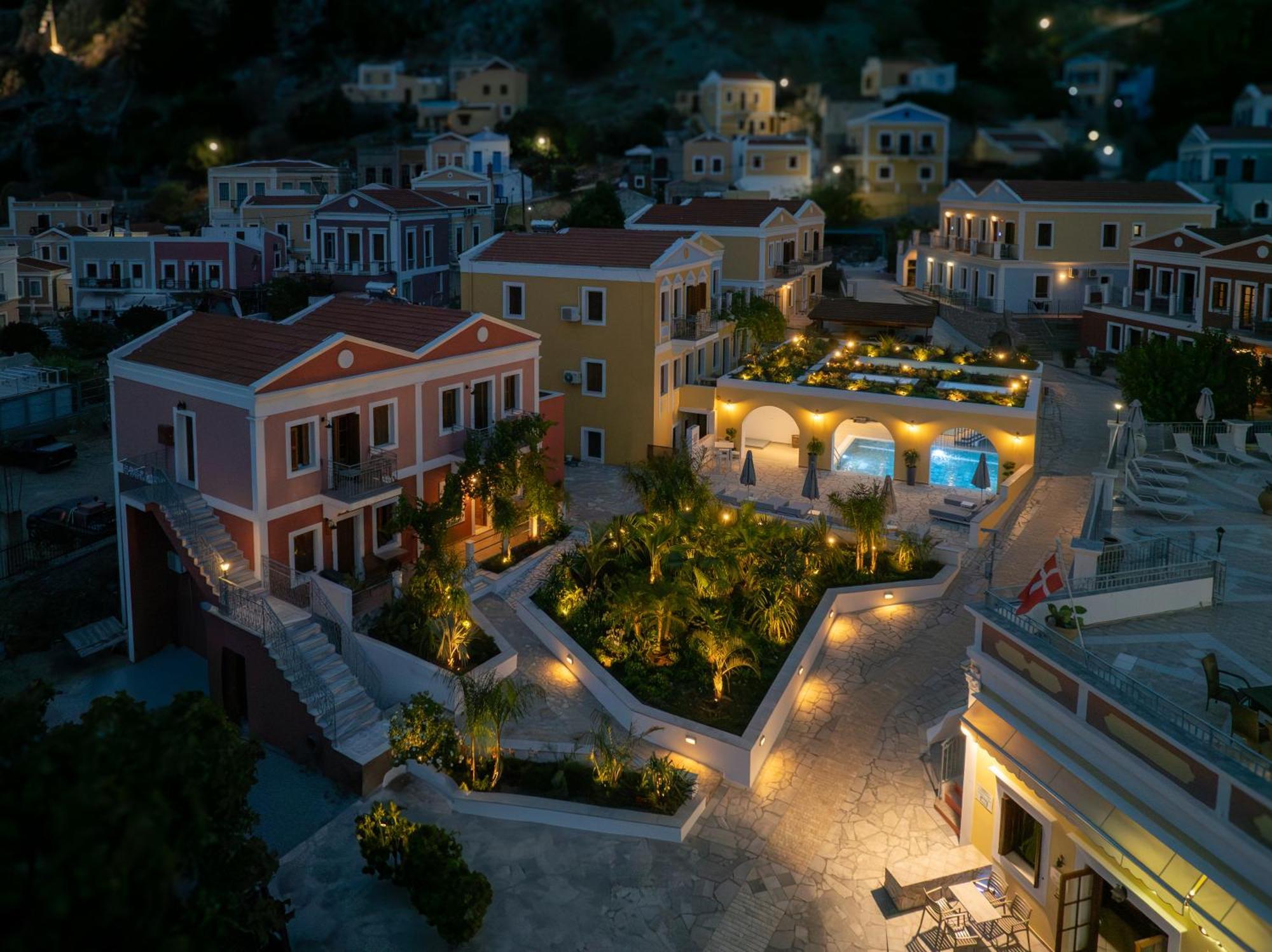 Opera House Hotel Symi Bagian luar foto