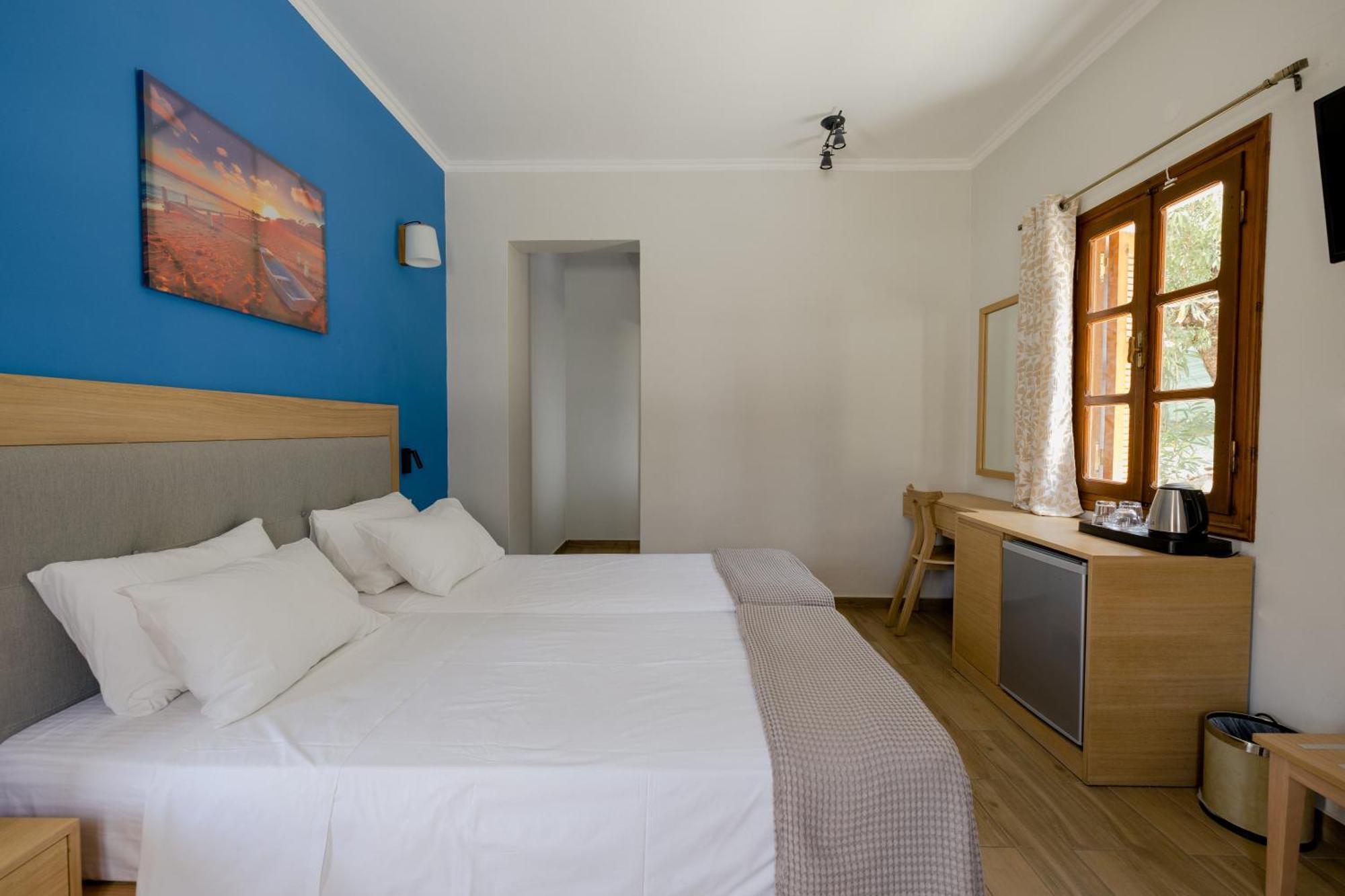 Opera House Hotel Symi Bagian luar foto