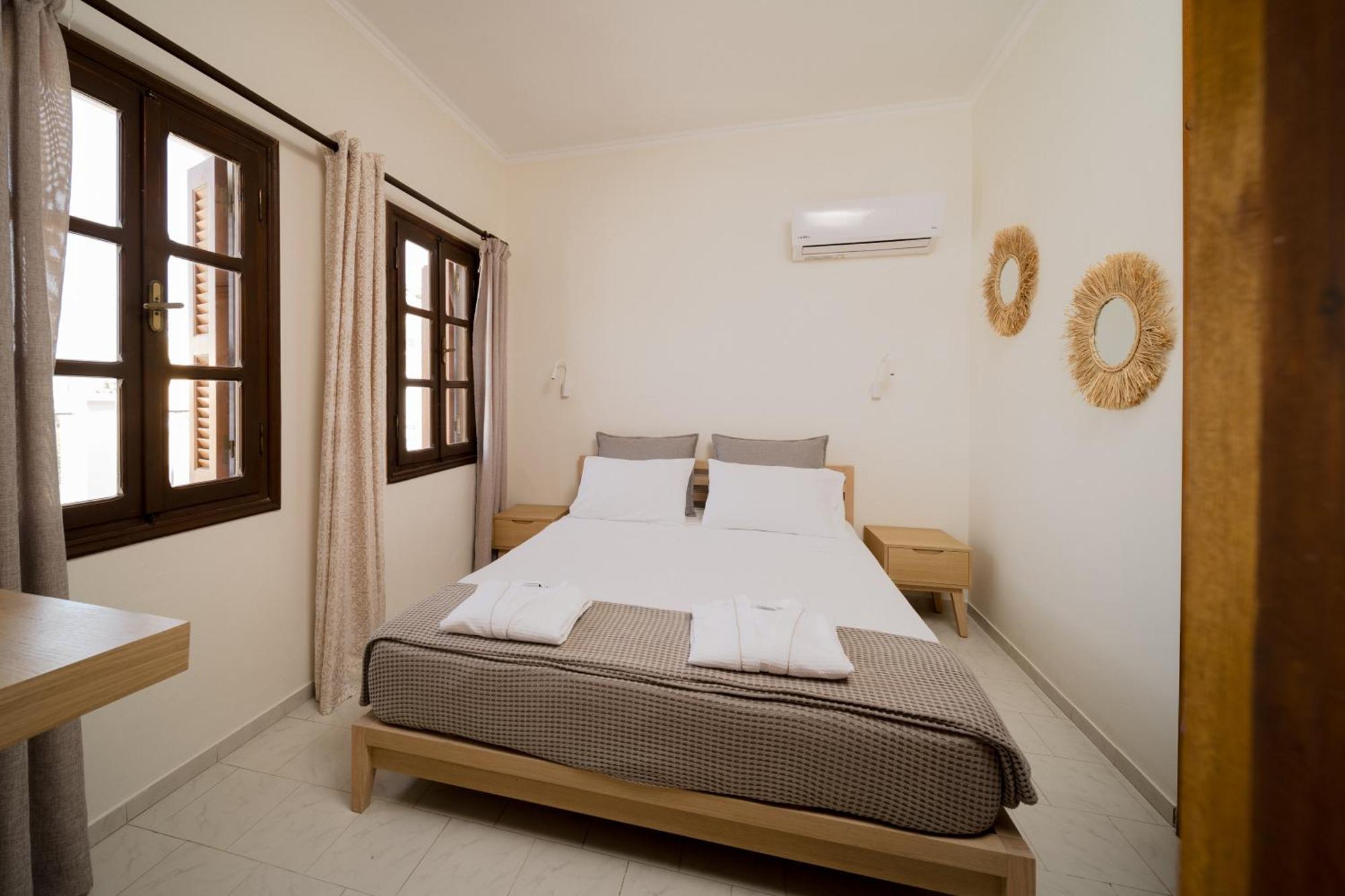 Opera House Hotel Symi Bagian luar foto