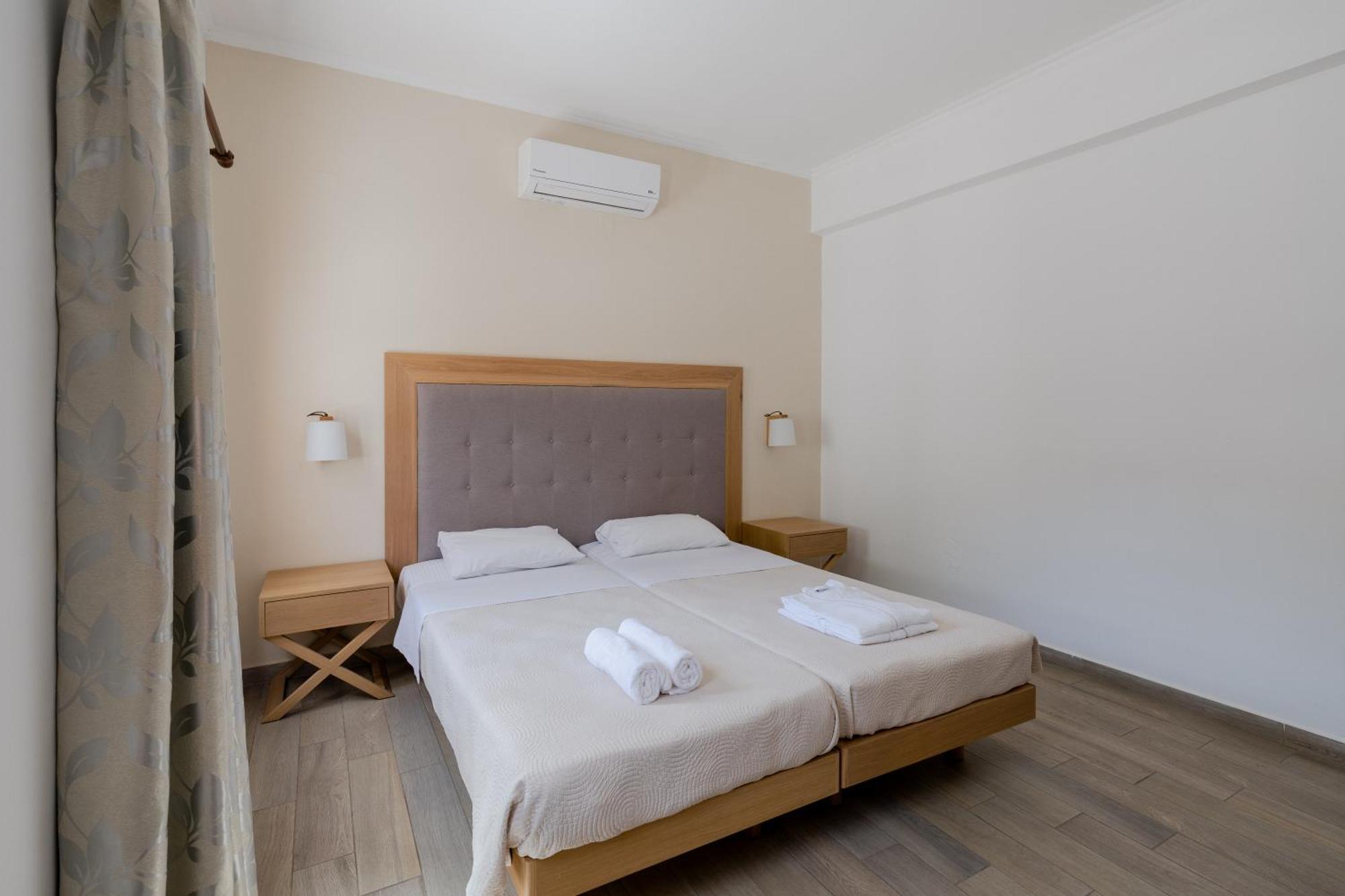 Opera House Hotel Symi Bagian luar foto