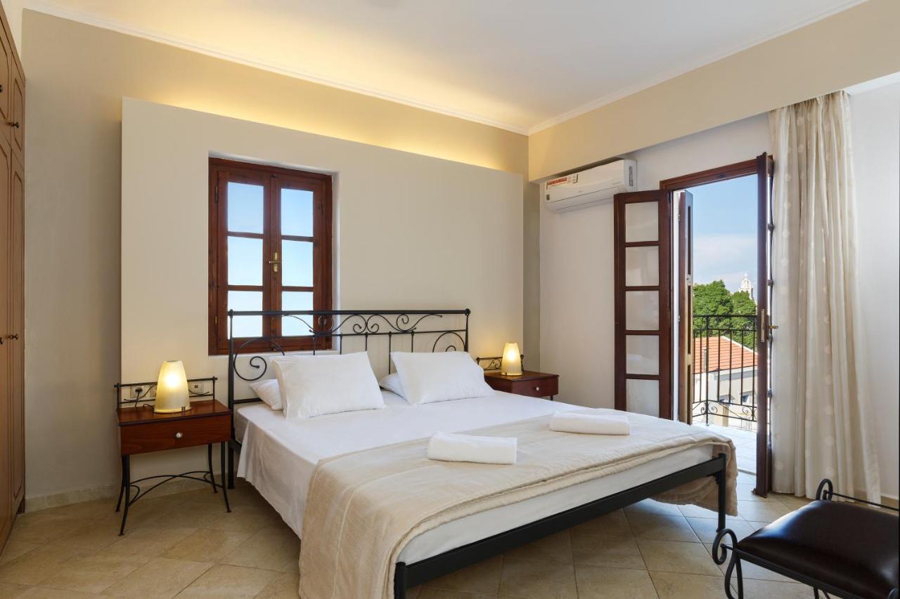 Opera House Hotel Symi Bagian luar foto