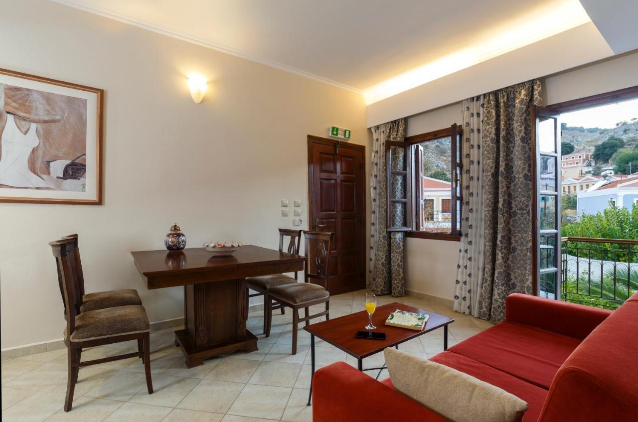 Opera House Hotel Symi Bagian luar foto