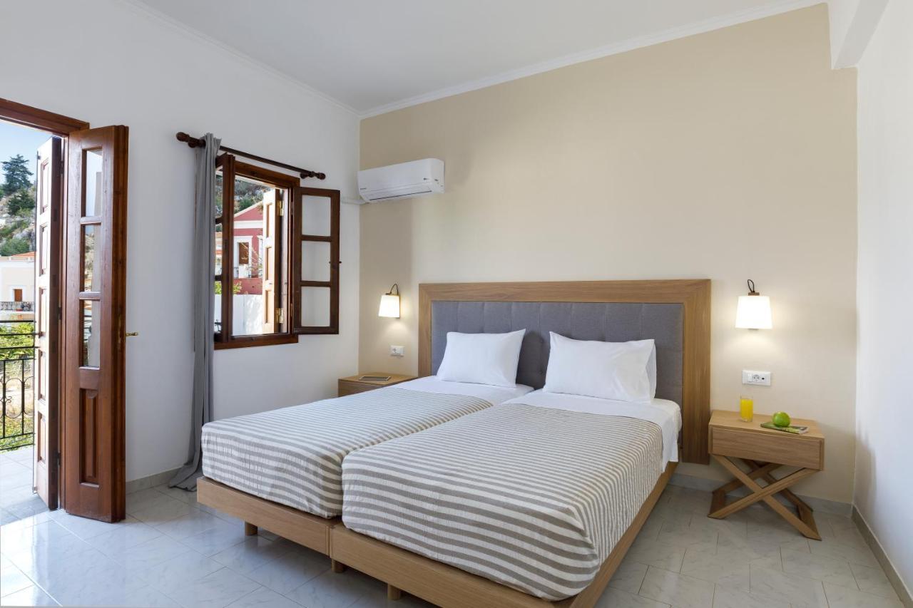 Opera House Hotel Symi Bagian luar foto